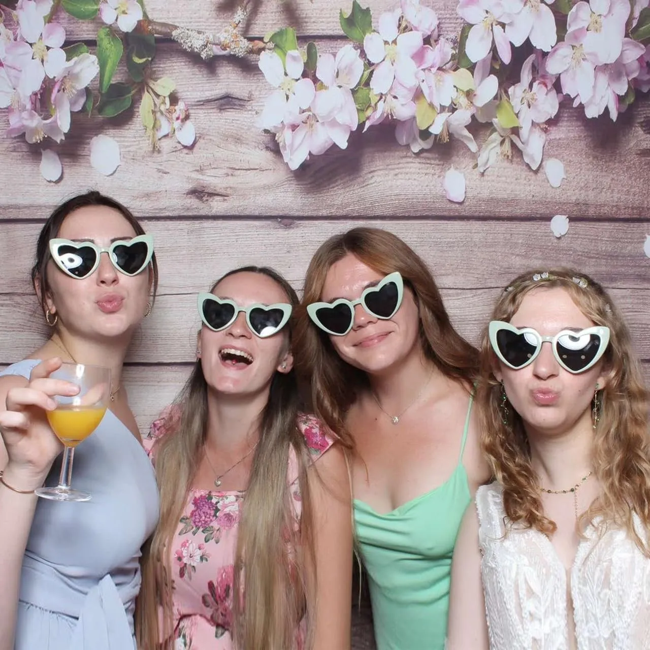 Bachelorette Party Favors Heart Sunglasses Bridesmaid Proposal Gifts Bride Tribe Shades Set