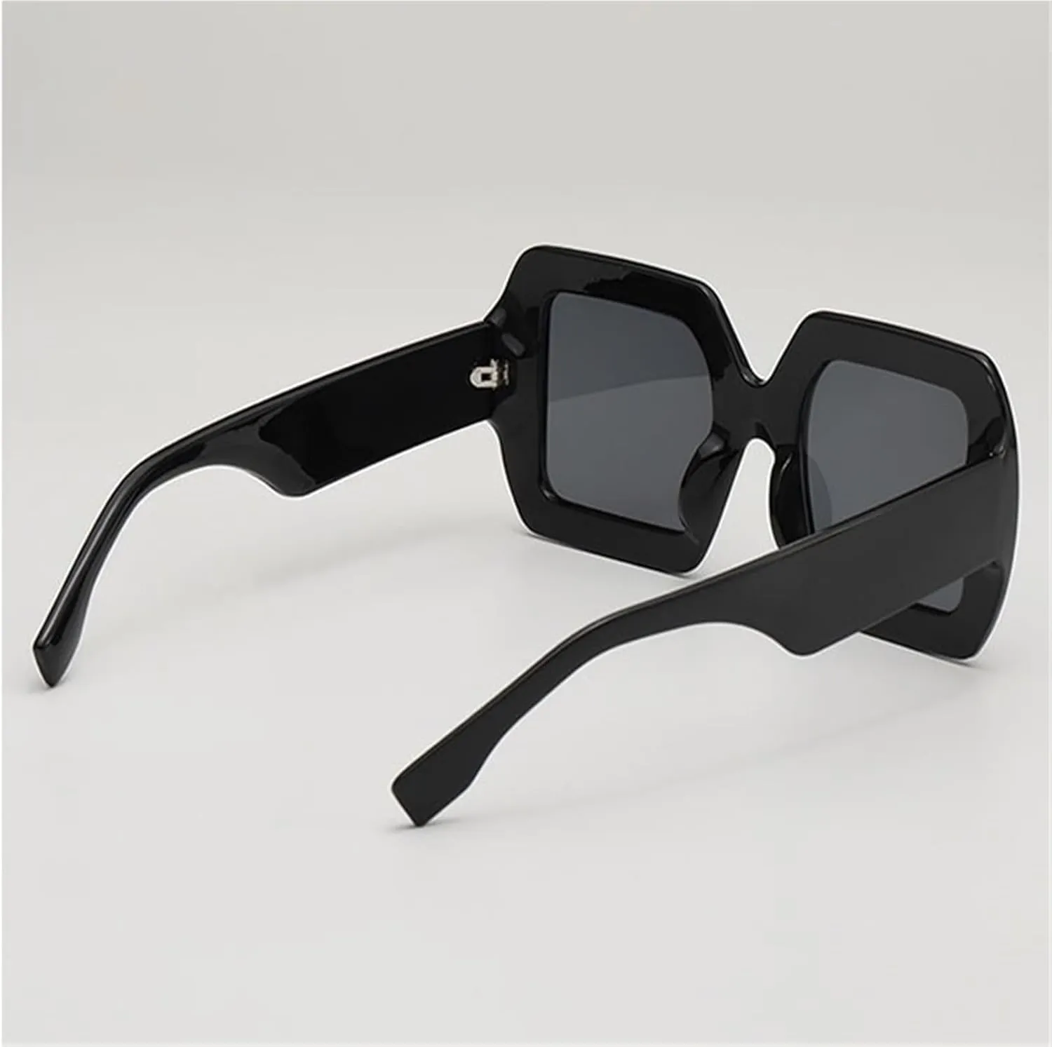 Fashion Personality Square Large Frame Men And Women Vacation Street Shooting Polarized Sunglasses