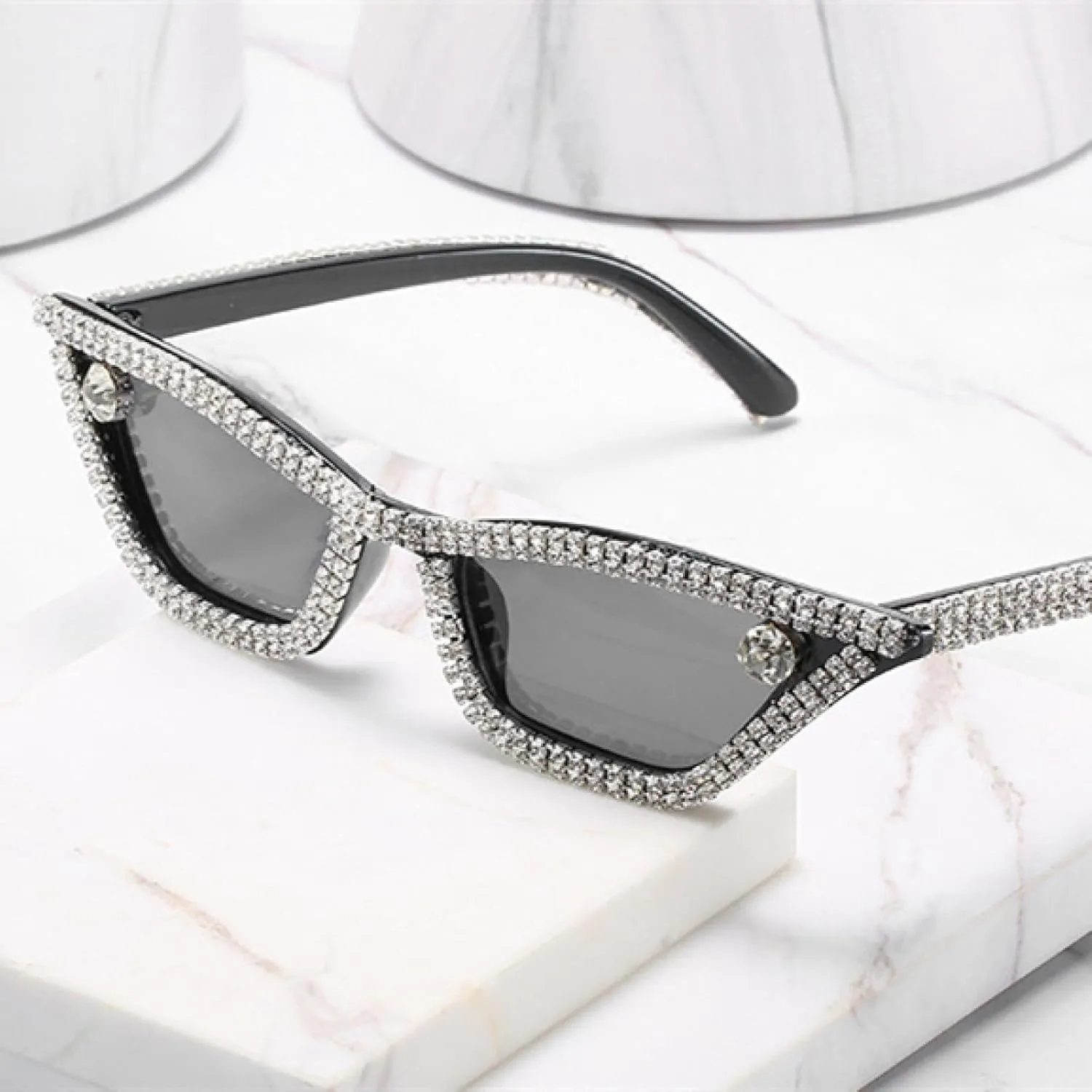 Fashion Women Diamond Sunglasses Vintage Small Rhinestone Cat Eye