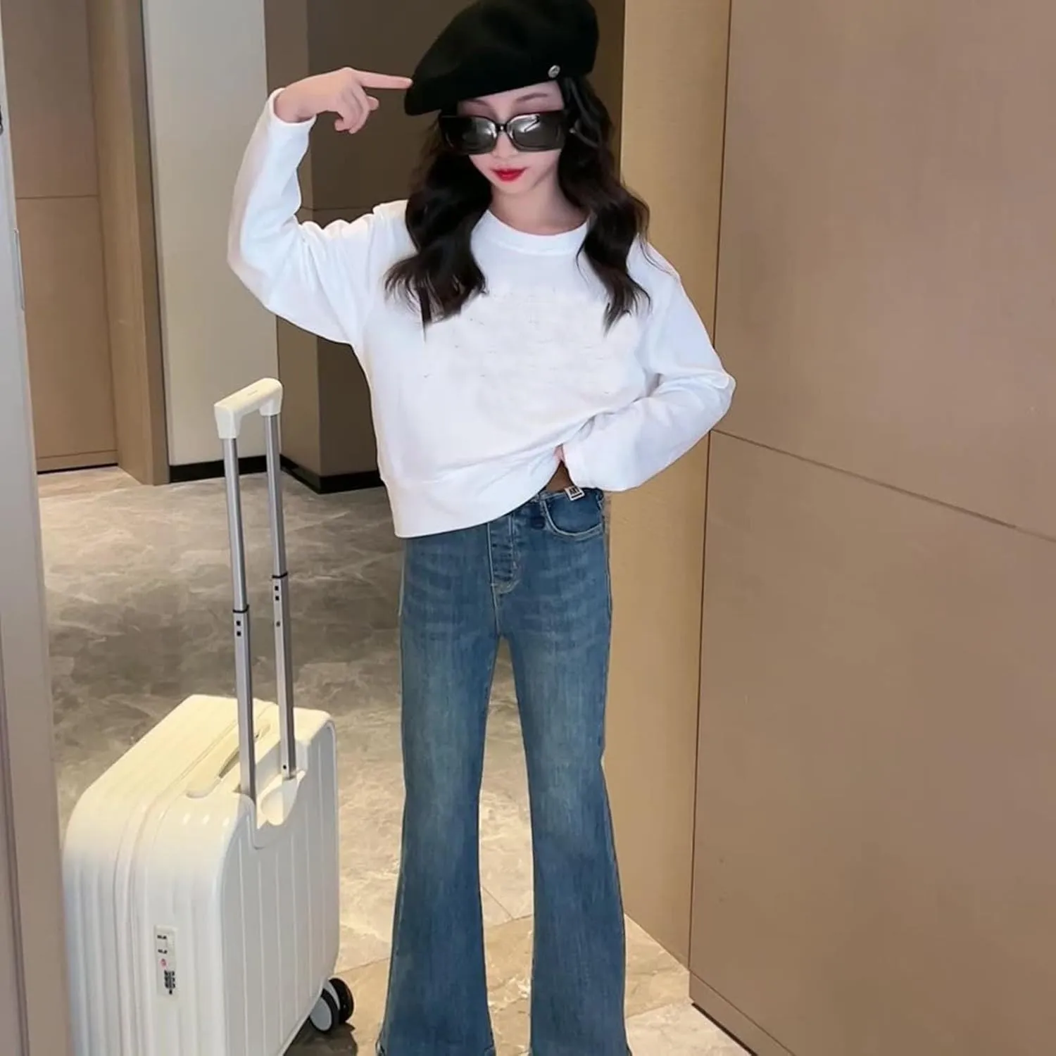 Girls' Flare Stretch Denim Jeans Cute Pants for Teen Girls High Waisted Multi Pocket Cargo Jeans Baggy Jeans