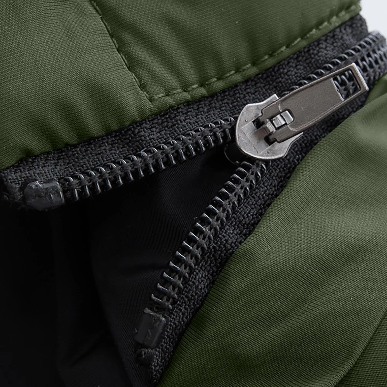 Puffer Vest Men Quilted Sleeveless Jackets Fashion Hooded utility Vests Winter Thermal Softshell down Vest Jackets